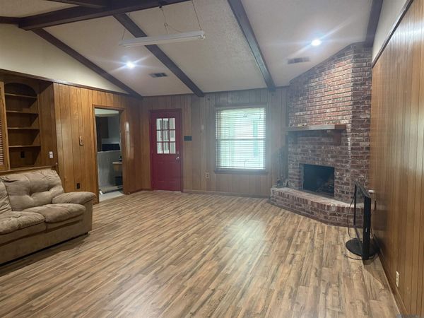 7522 Shrewsbury Ave, Baton Rouge, LA 70808