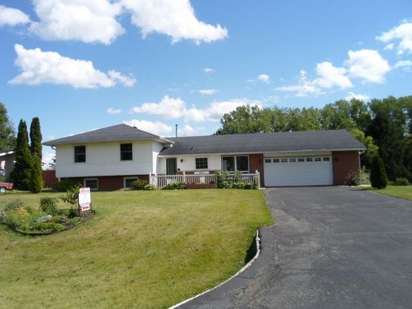 W8889 Gossfeld Lane, Beaver Dam, WI 53916