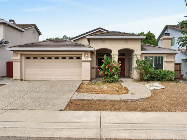 9772 Sand Hollow Way, Elk Grove, CA 95757