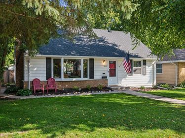 2010 W 54th Street, Minneapolis, MN 55419