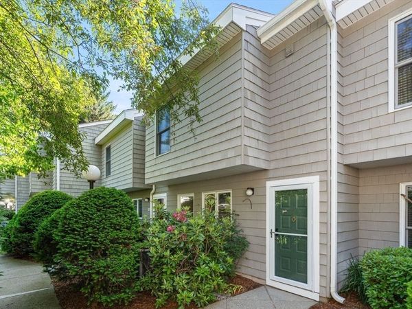 171 Swanton St, Unit 7, Winchester, MA 01890