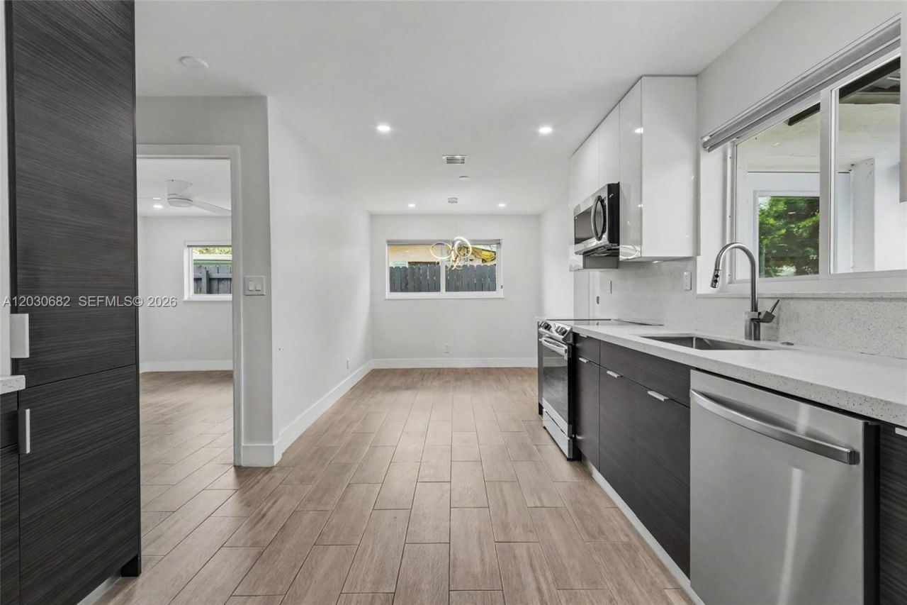 2317 SW 34th Ave , Fort Lauderdale, FL 33312 Photo