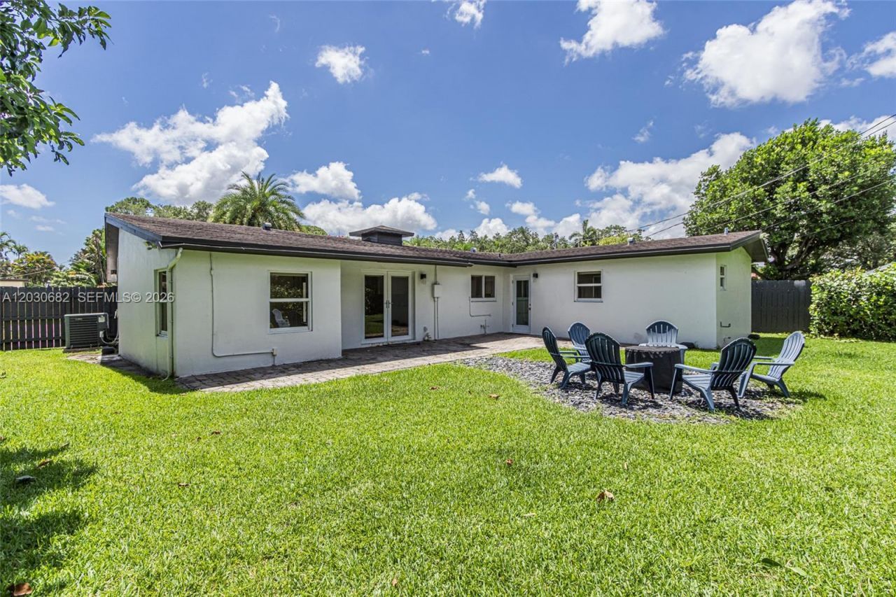 2317 SW 34th Ave , Fort Lauderdale, FL 33312 Photo