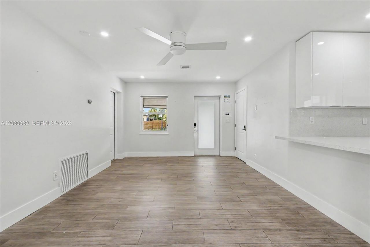 2317 SW 34th Ave , Fort Lauderdale, FL 33312 Photo