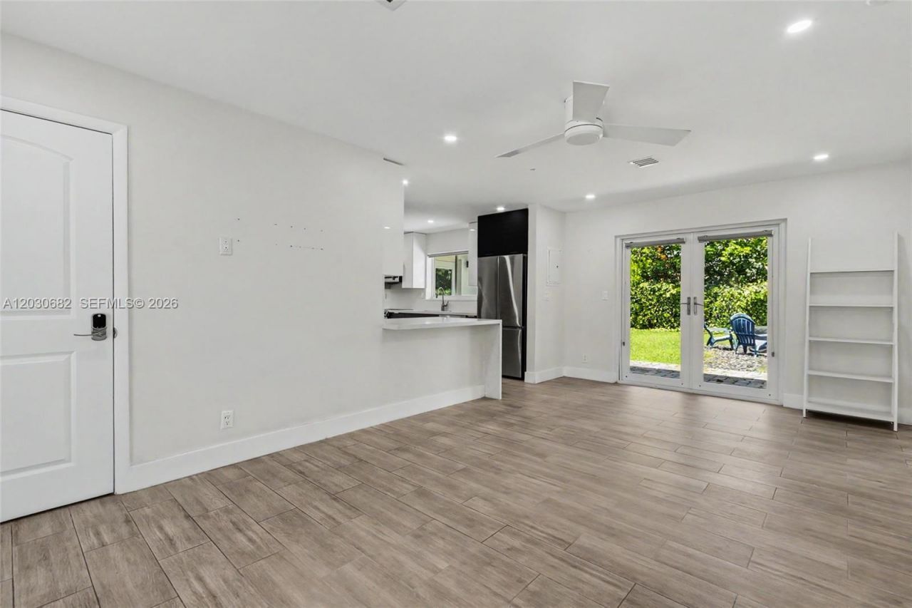 2317 SW 34th Ave , Fort Lauderdale, FL 33312 Photo