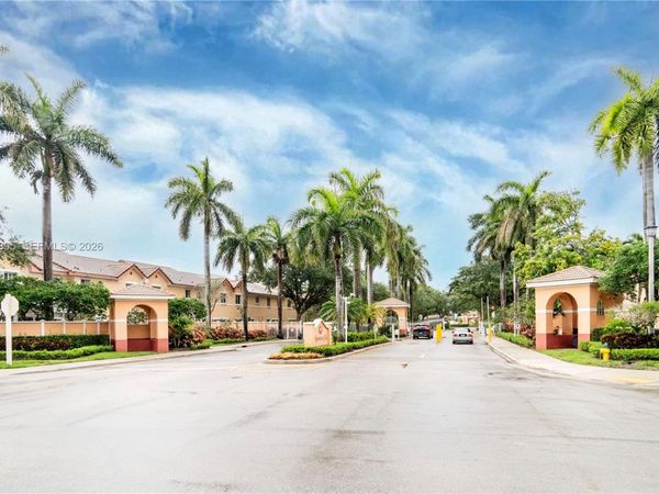 8564 SW 23rd Ct , Miramar, FL 33025