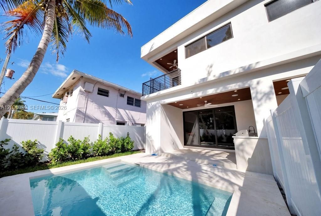 906 NE 17th Ter, Fort Lauderdale, FL 33304 Photo