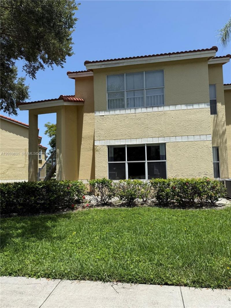 13060 Vista Isles Dr, Unit 222, Sunrise, FL 33325 Photo