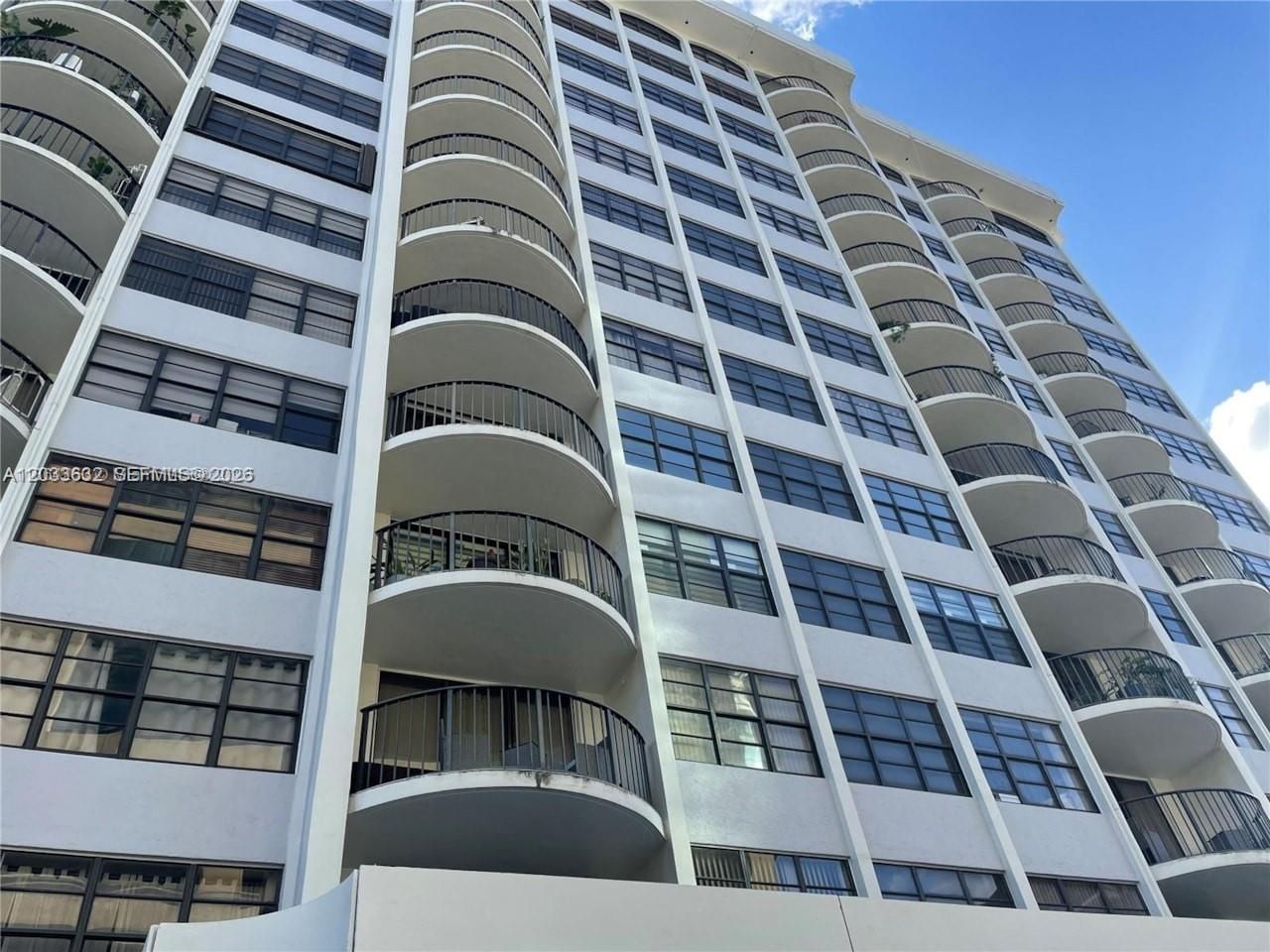 66 N Valencia Ave, Unit PH2A, Coral Gables, FL 33134 Photo