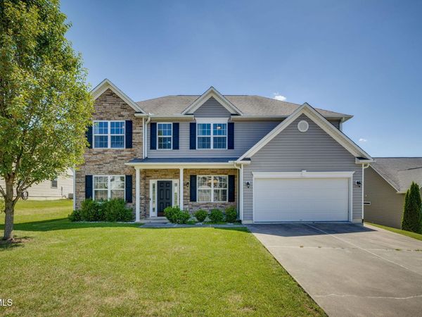 587 Suffolk Road, Johnson City, TN 37615