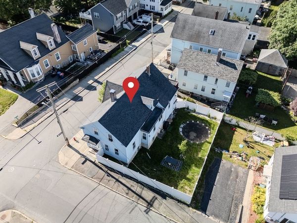 124 Washington St, New Bedford, MA 02740