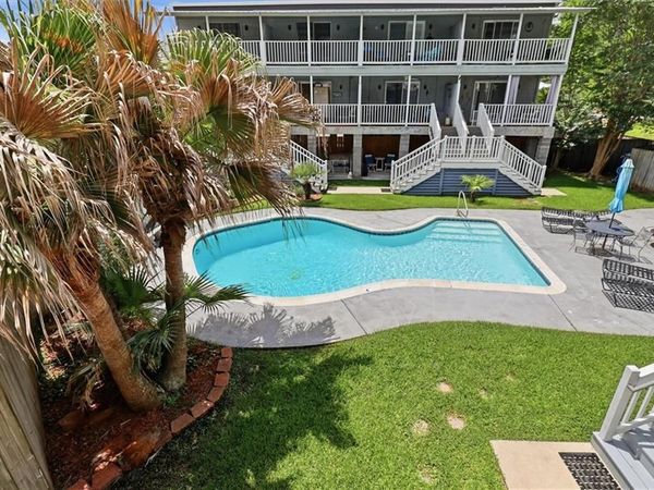 1025 VILLERE Street , Unit D, Mandeville, LA 70448