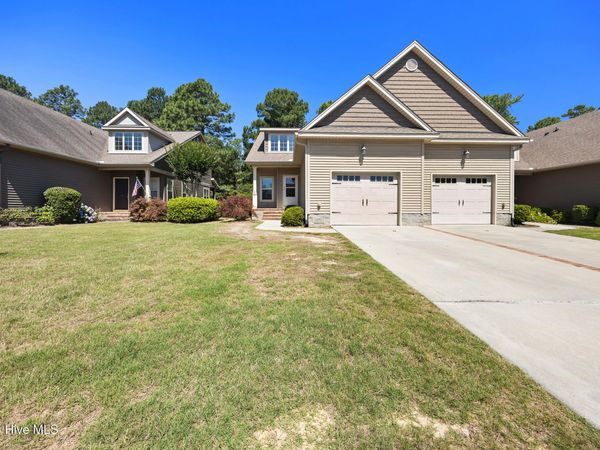 26 Cypress Circle, Southern Pines, NC 28387