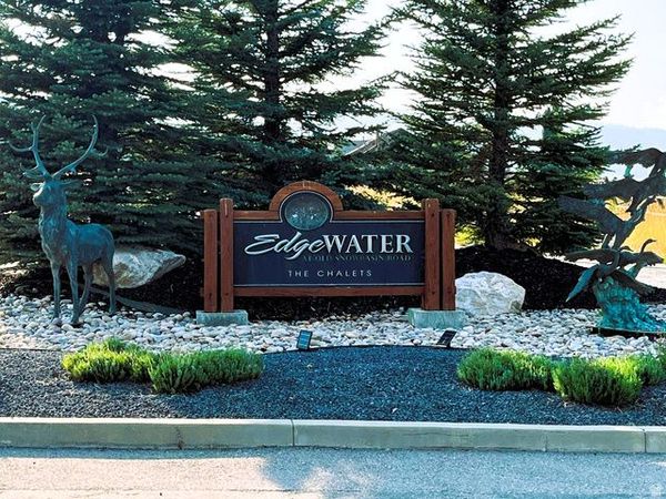 6247 E HUMMINGBIRD PT , Unit 66, Huntsville, UT 84317