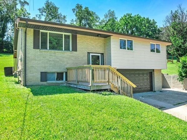 254 Twin Bridges Rd., Charleroi, PA 15022