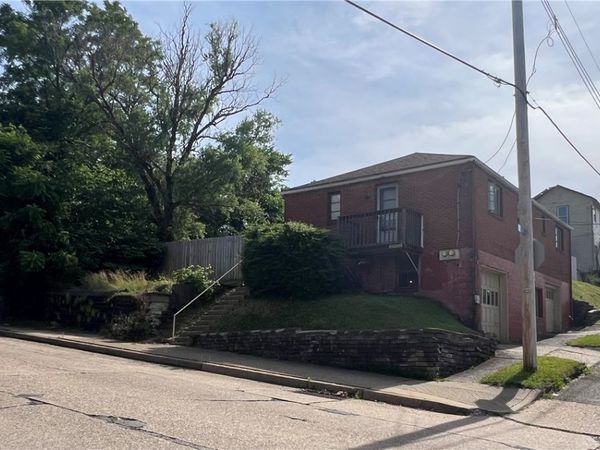 1000 Evans Ave , Mckeesport, PA 15132