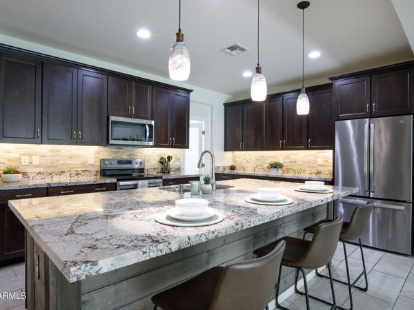3011 E QUENTON Street, Mesa, AZ 85213