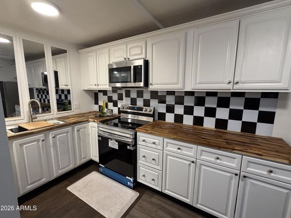 700 W UNIVERSITY Drive, Unit 122, Tempe, AZ 85281