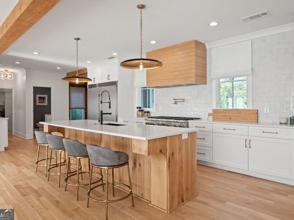 140 Meadowview Road, Athens, GA 30606