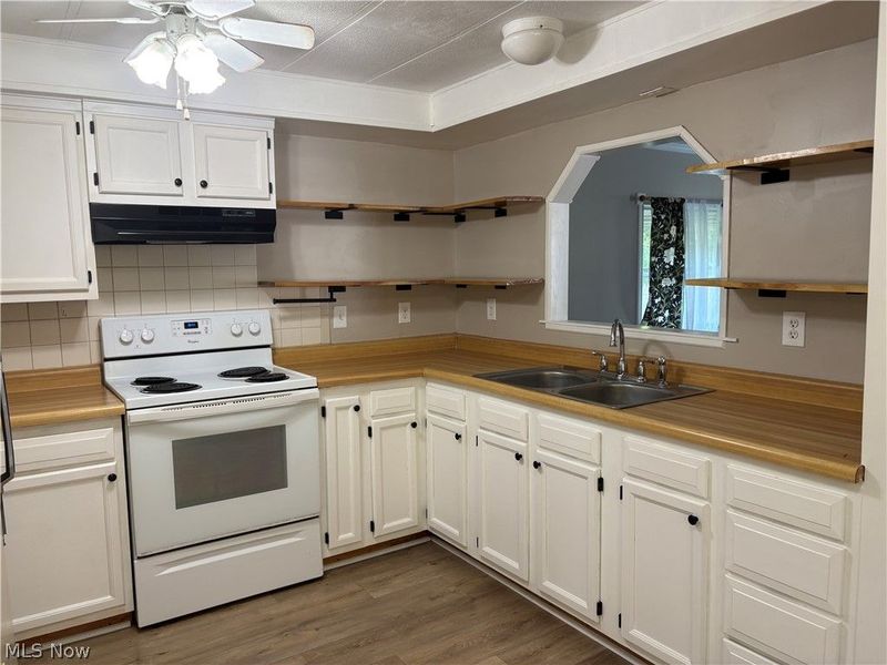 6800 Lake Road West , Unit 35E, Geneva, OH 44041 Photo 3
