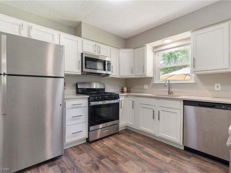 5732 Benjamin Street SW, Canton, OH 44706 Photo 10