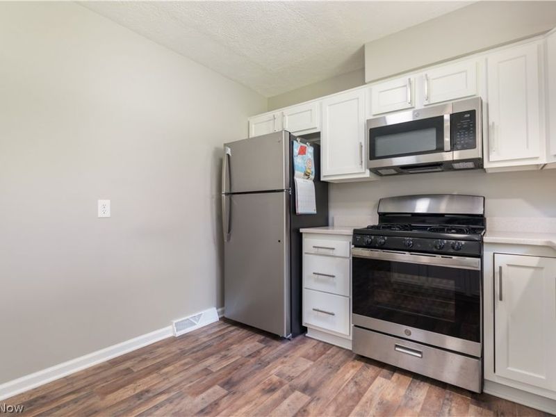 5732 Benjamin Street SW, Canton, OH 44706 Photo 11
