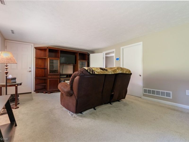 5732 Benjamin Street SW, Canton, OH 44706 Photo 26