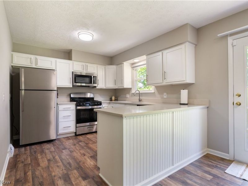 5732 Benjamin Street SW, Canton, OH 44706 Photo 9
