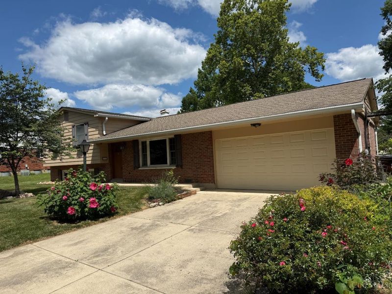 6242 Timothy Lane, Oxford, OH 45056 Photo 2