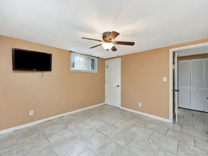 6242 Timothy Lane, Oxford, OH 45056 Photo 22