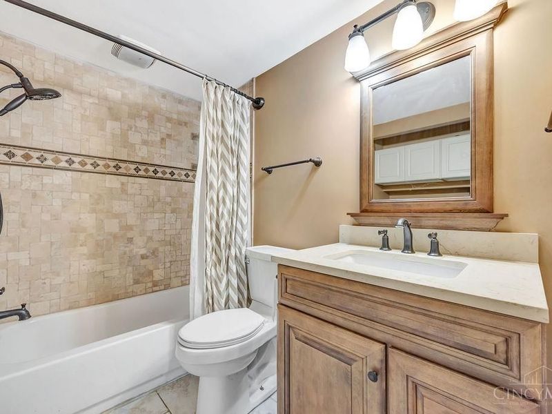 6242 Timothy Lane, Oxford, OH 45056 Photo 23