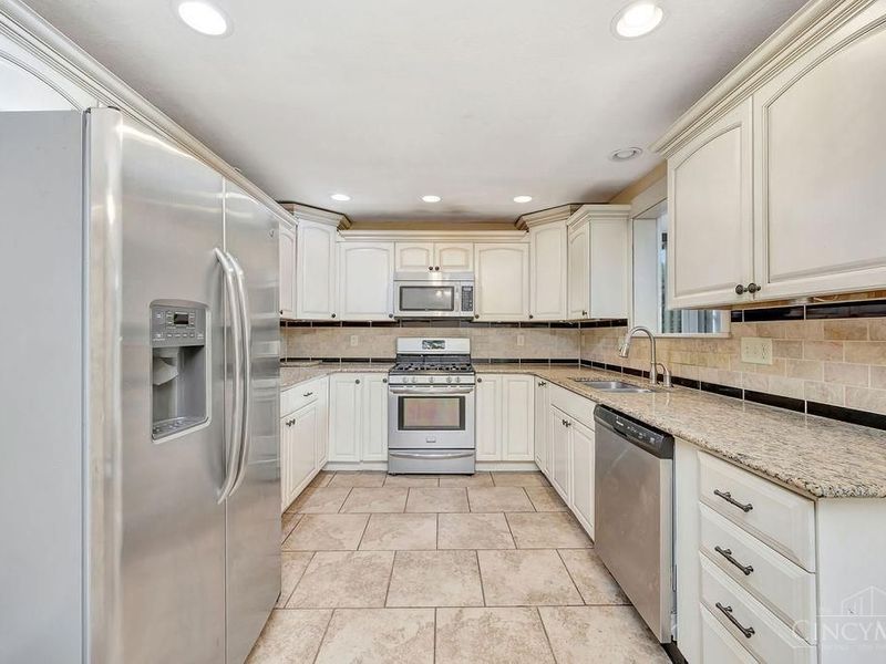 6242 Timothy Lane, Oxford, OH 45056 Photo 7