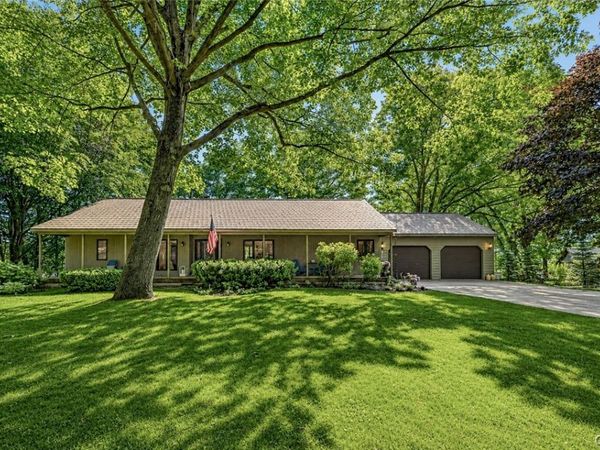 16 High Banks Drive, Fulton, NY 13069