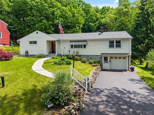 177 Thurlow Drive, Syracuse, NY 13205
