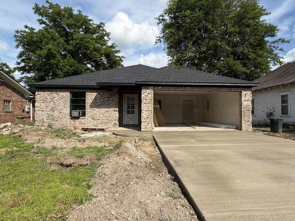 311 SW Broad Street, Hoxie, AR 72433