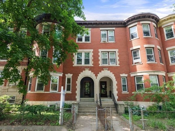 1896 Beacon Street, Unit 1, Brookline, MA 02445
