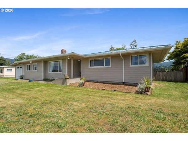 7310 TRASK RIVER RD, Tillamook, OR 97141