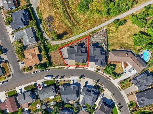 382 NE Lovrien AVE, Gresham, OR 97030