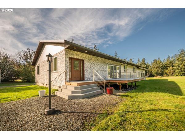 87829 TWO MILE LN, Bandon, OR 97411