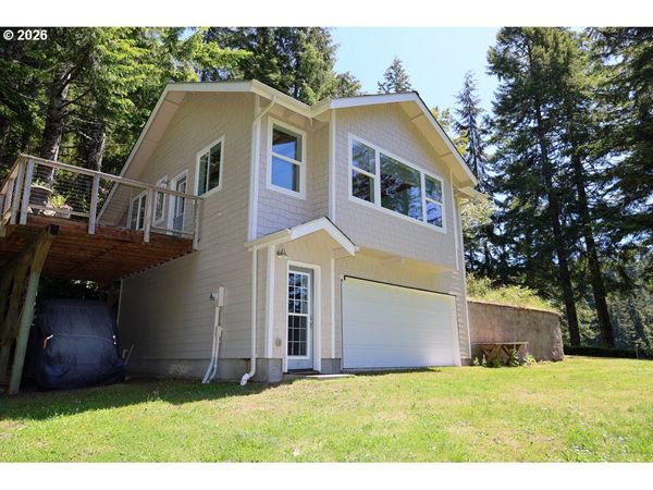 1236 N TENMILE LK, Lakeside, OR 97449