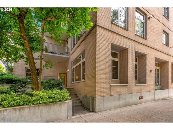 1120 NW Northrup ST, Unit 102, Portland, OR 97209