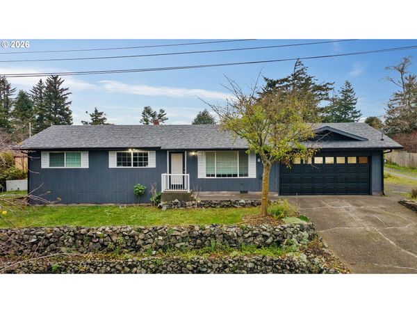 610 PACIFIC AVE, Coos Bay, OR 97420