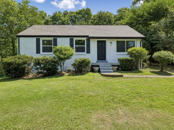 2208 Larimore Dr, Nashville, TN 37214