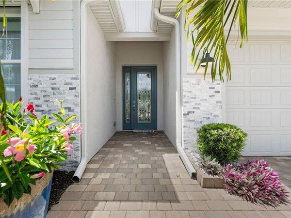 28024 Seasons Tide AVE, BONITA SPRINGS, FL 34135