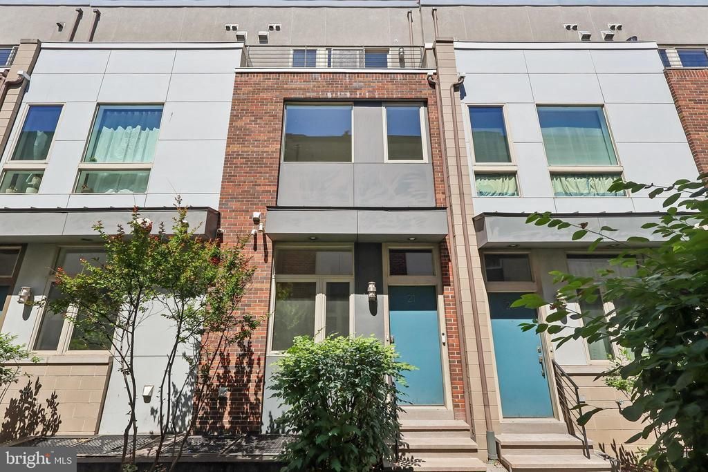 412 N Front Street, Unit 21, Philadelphia, PA 19123 Main Photo