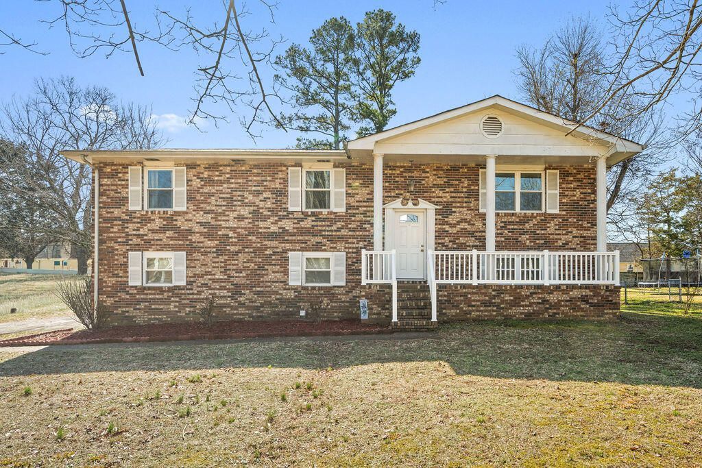 182 Mitchell Lane, Rossville, GA 30741 Main Photo