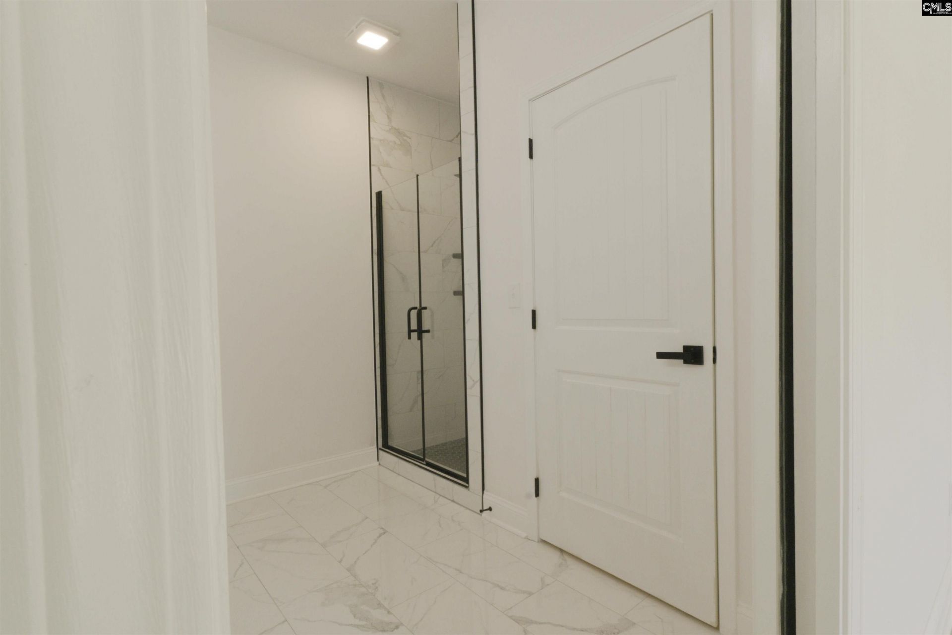 1515 Paul Street E Photo 14