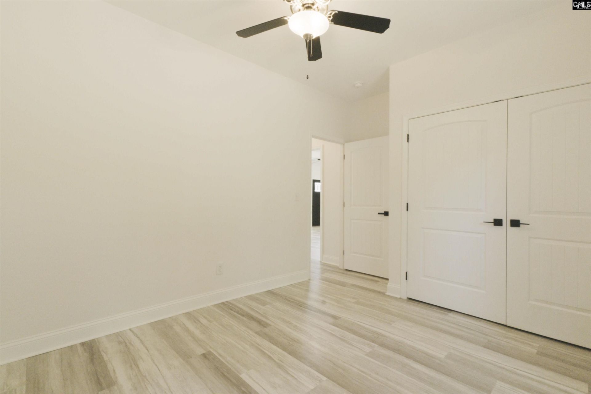 1515 Paul Street E Photo 19