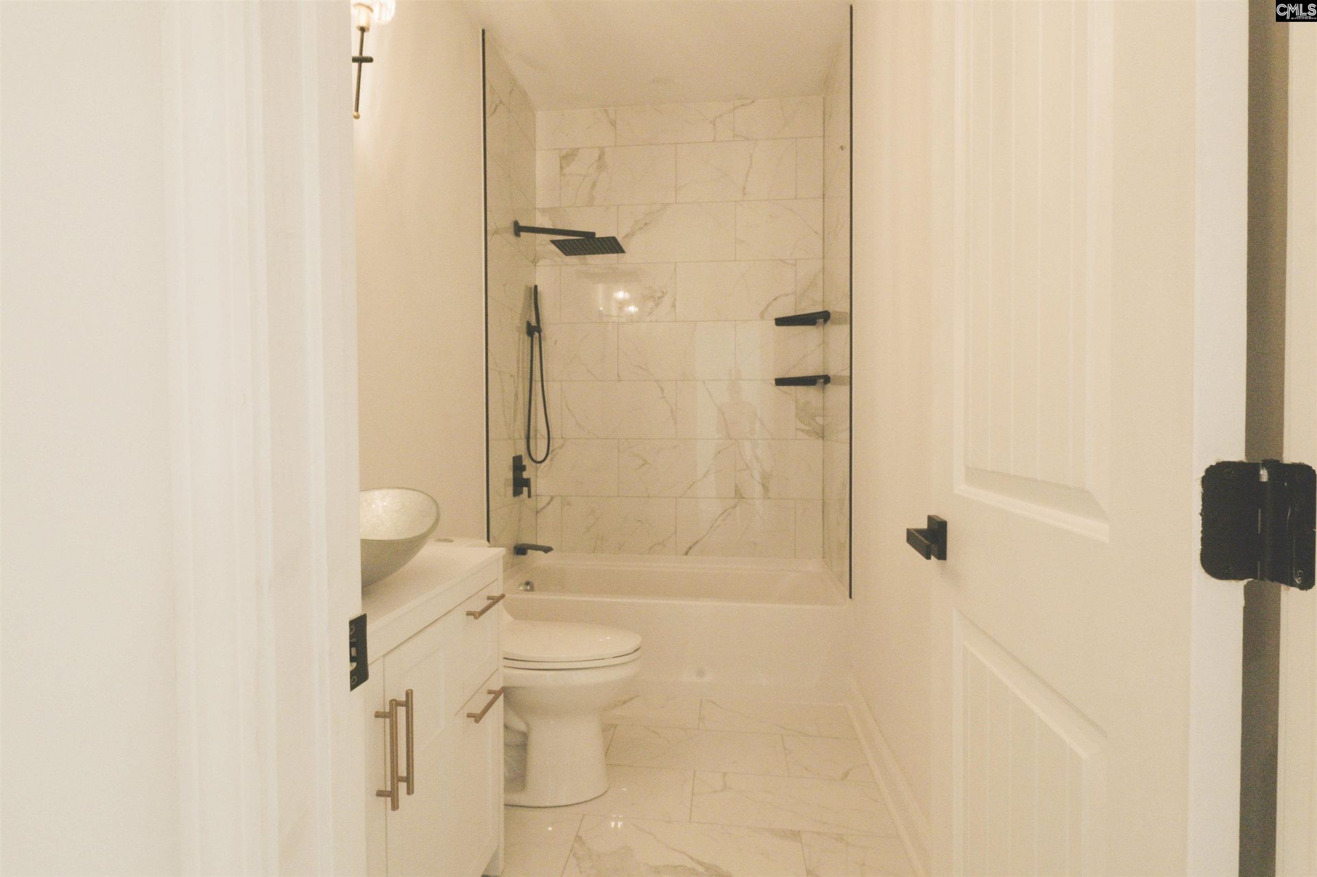 1515 Paul Street E Photo 25