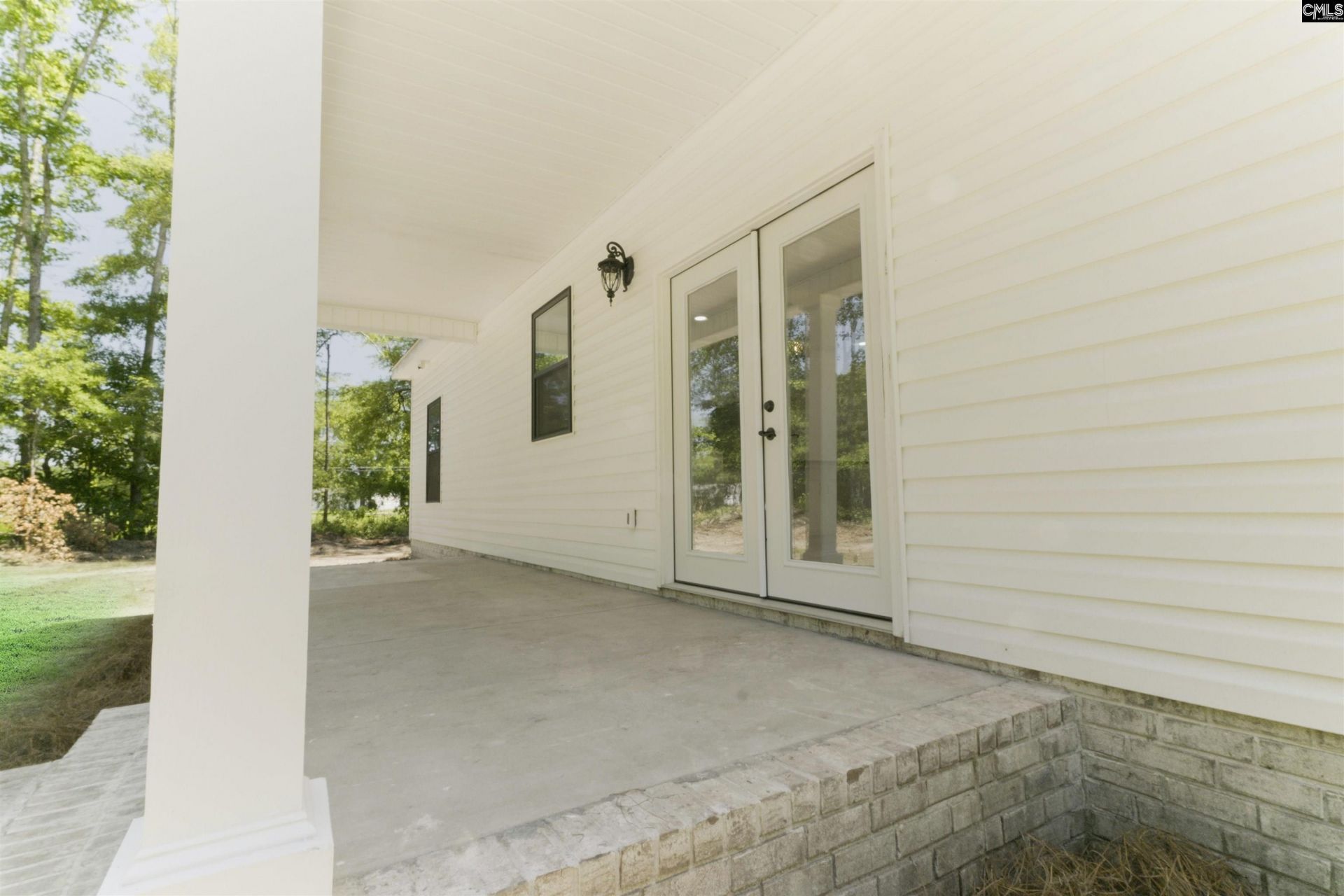 1515 Paul Street E Photo 27